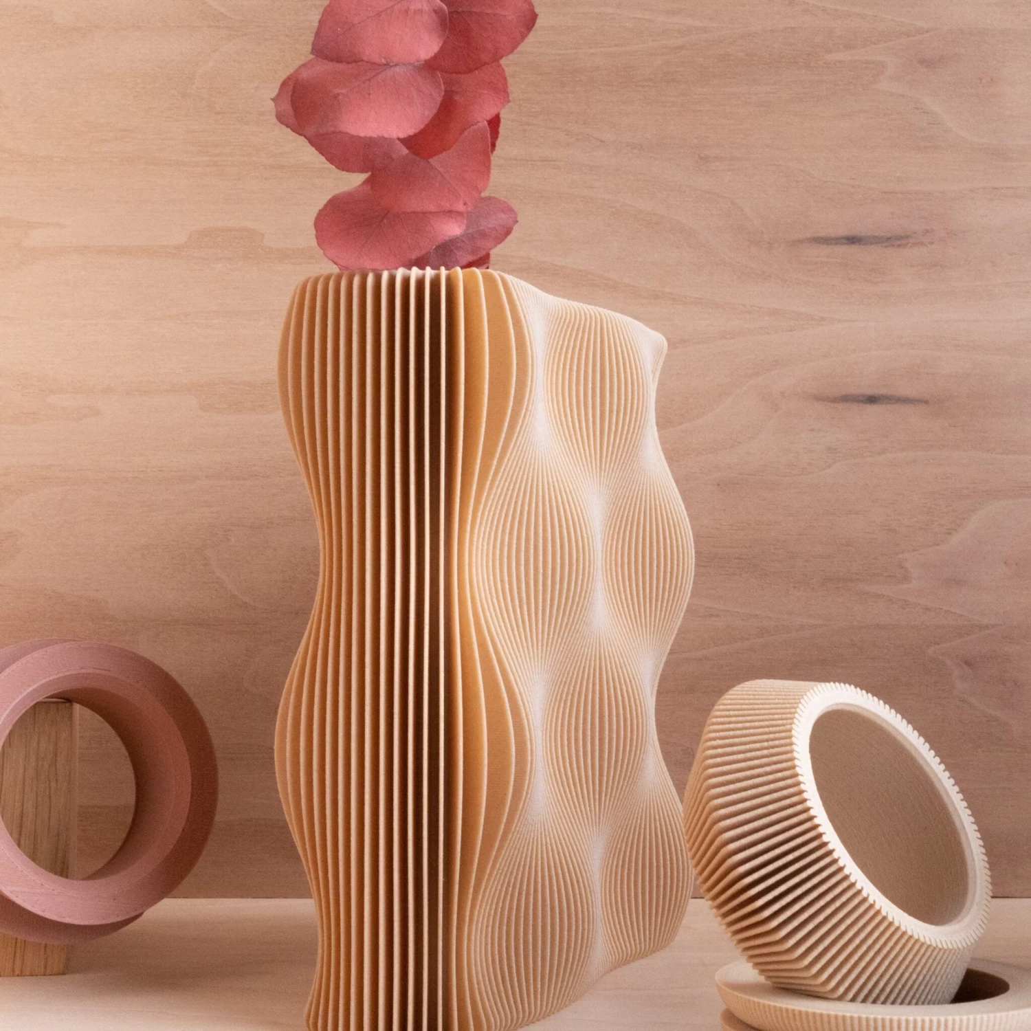 Tide Vase By Minimum Design 3 Tide Vase By Minimum Design - Image 3